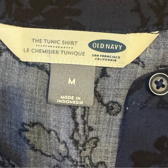 Old Navy Floral Tunic - Picture 2 of 8